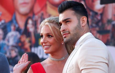 Britney, que ya es madre de Sean Preston, de 16 años, y Jayden James, de 15, de su matrimonio anterior con Kevin Federline, continuó diciendo que 