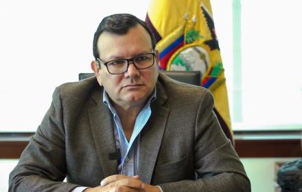 Bernardo Manzano, ministro de Agricultura
