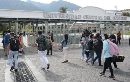 UNIVERSIDAD CENTRAL (8524393)