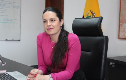 Andrea Montalvo_Secretaria Senescyt