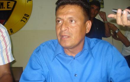 Félix-Badaraco-machete-Badaraco