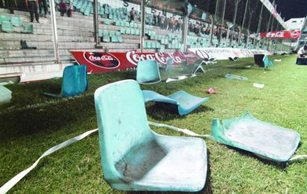 Emelec-Barcelona-Clásico-Capwell