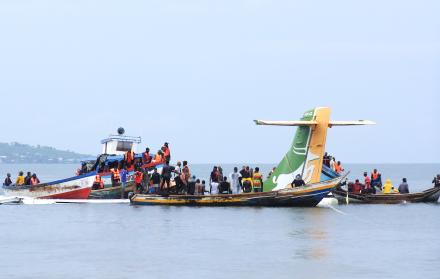 Cae avión en Tanzania (9315353)