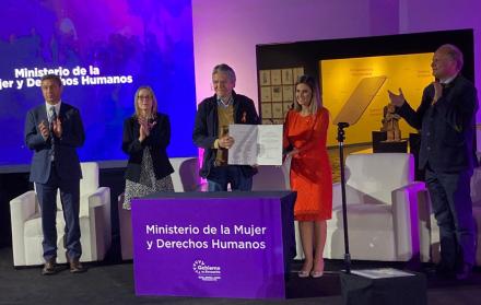 Creación del Ministerio de la Mujer