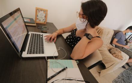 teletrabajo (6779042)