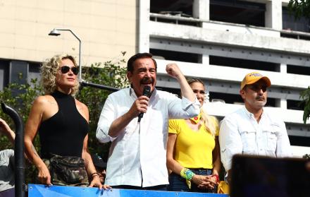 Cobija. Jaime Nebot ayer cerró campaña con Cynthia Viteri y Susana González en Guayaquil.