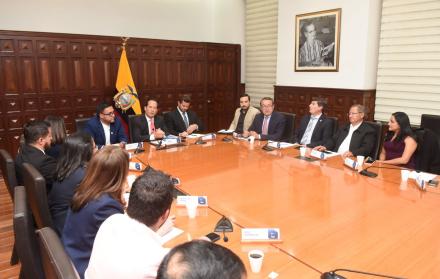 Cucalón- asamblea- reunión