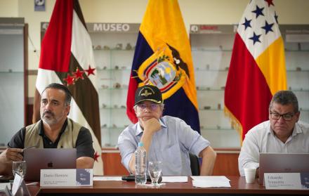 Visita. El monto se otorgará para llevar a cabo la infraestructura del bombeo de agua y evitar las inundaciones de la zona central de Chone.