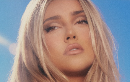 Ana Mena cuenta con más de 5 millones de oyentes mensuales en Spotify.