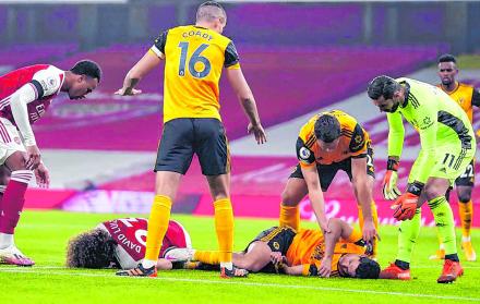 Futbolistas golpes cabeza
