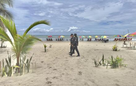 Los turistas que llegaron a la provincia se dirigieron en su mayoría a las playas del sur como las de Tonsupa, Atacames y Mompiche.