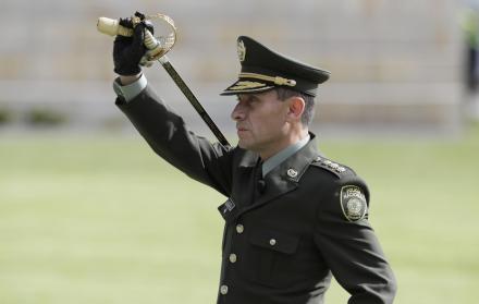 Fotografía de archivo del 19 de agosto de 2022 que muestra al que hasta hoy era el director de la Policía Nacional de Colombia, mayor general Henry Armando Sanabria Cely