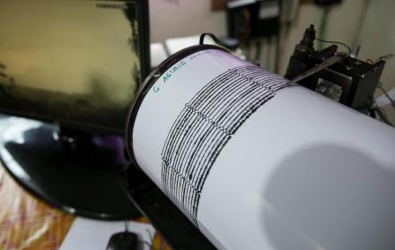 Fotografía de archivo de un sismógrafo.