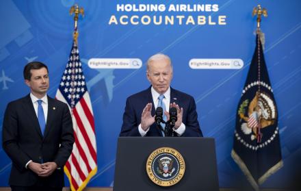 Biden aims to hold ai (10523843)