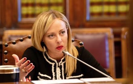 Meloni en su despacho oficial en el palacio de Chigi