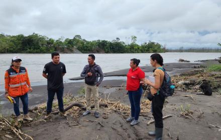 Inspección de riberas del río Coca