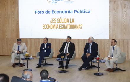 CHARLA DE ECONOMIA (10572858)