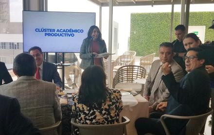 CES y clúster académico productivo en UTEG