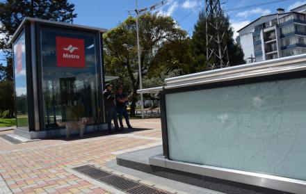 Metro- Quito- vandalismo