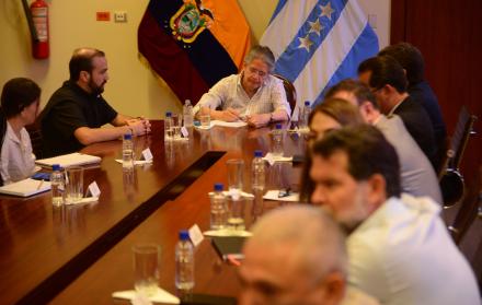 Reunión entre el alcalde Luis Chonillo y Guillermo Lasso
