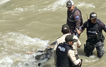En el río Calera, en el sector de El Pache, en Zaruma, encontraron el cadáver del agente.