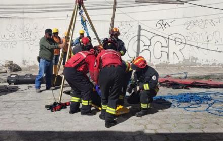 bomberos quito