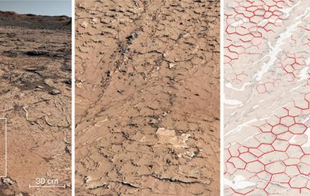 Patrón fósil hexagonal en rocas sedimentarias analizadas por Curiosity en su viaje por el cráter Gale de Marte. Imagen de NASA/JPL-Caltech/MSSS/IRAP/Rapin et al./Nature facilitada por el CNRS.