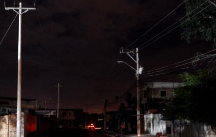 Los cortes de electricidad se registraron en varios sectores de la capital, Quito, y de Guayaquil. Fotografía de archivo.