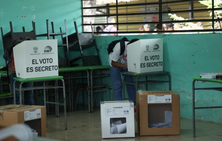 ELECCIONES ECUADOR VOTACION