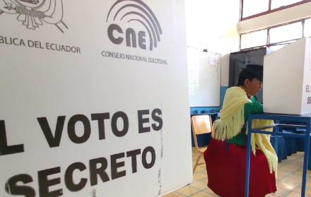 votación en Ecuador