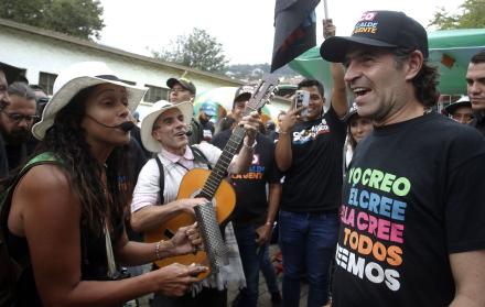 Candidatos cierran campaña para elecciones del 29 de octubre en Colombia