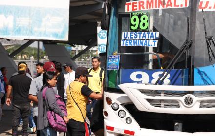 Alza de pasajes buses Guayaquil