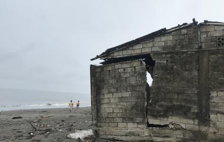 Cauchal, una isla en riesgo   de desaparecer con El Niño