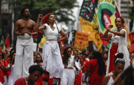 São Paulo cierra su principal avenida para protestar contra el racismo 