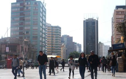 La Paz pide clases virtuales ante el aire contaminado por el humo de los incendios en Bolivia