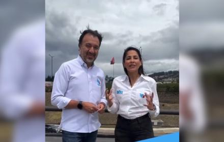Pabel Muñoz y Luisa González salieron en un video donde ofrecían construir la universidad en Chillogallo, al sur de Quito.