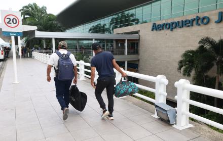 JOVENES Q VIAJAN AL EXTRANJERO