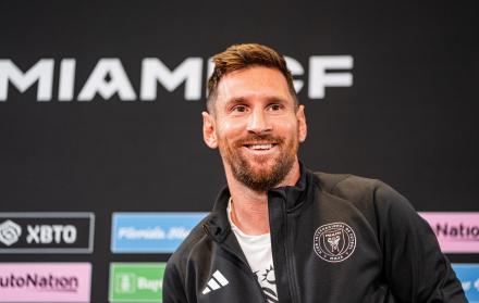 Lionel Messi es el de (11731435)