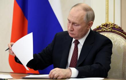 Senadores proponen celebrar el 17 de marzo de 2024 las elecciones presidenciales rusas