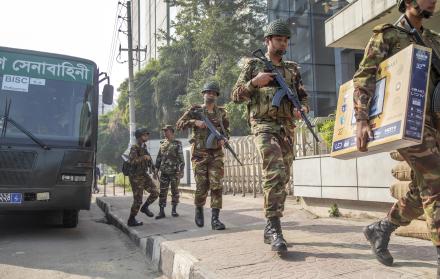 Bangladesh despliega al Ejército ante escalada de violencia por las elecciones