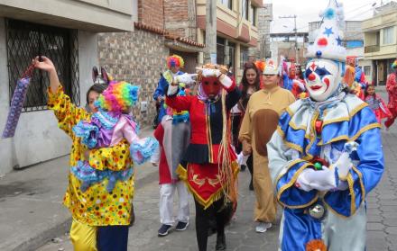 El Municipio de Riobamba suspende los tradicionales  pases del Niño