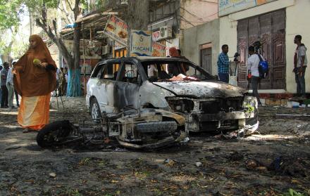 Al menos tres muertos y dos heridos en un atentado yihadista en la capital de Somalia