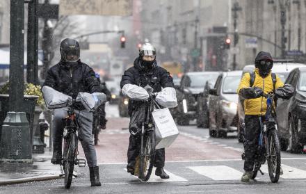 Tormenta de nieve deja intensos fríos y causa varias muertes y accidentes en EE.UU.