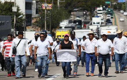 Transportistas protestan en el sur de México tras cuatro asesinatos y amenazas del crimen