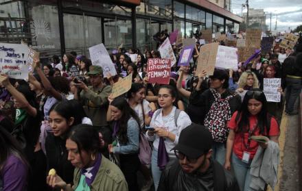 Cientos de mujeres se dieron cita a la marcha.