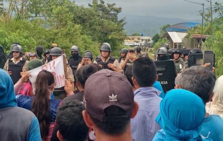 Social. Habitantes de Palo Quemado denuncian presencia  de Policías en la localidad.