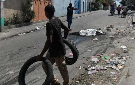 Unos siete muertos aparecen en calles de Petion-ville, en Puerto Príncipe