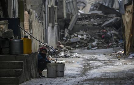 Al Sisi aborda con Blinken los esfuerzos de mediación para alcanzar una tregua en Gaza