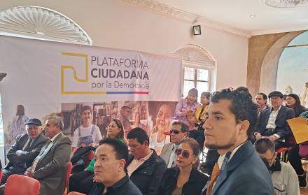 La suscripción se realizó con la Federación Nacional de Artesanos de Ecuador.