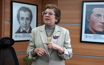 La ministra de Trabajo, Ivonne Núñez, habla sobre la propuesta del trabajo por horas, que figura en la pregunta de la consulta.